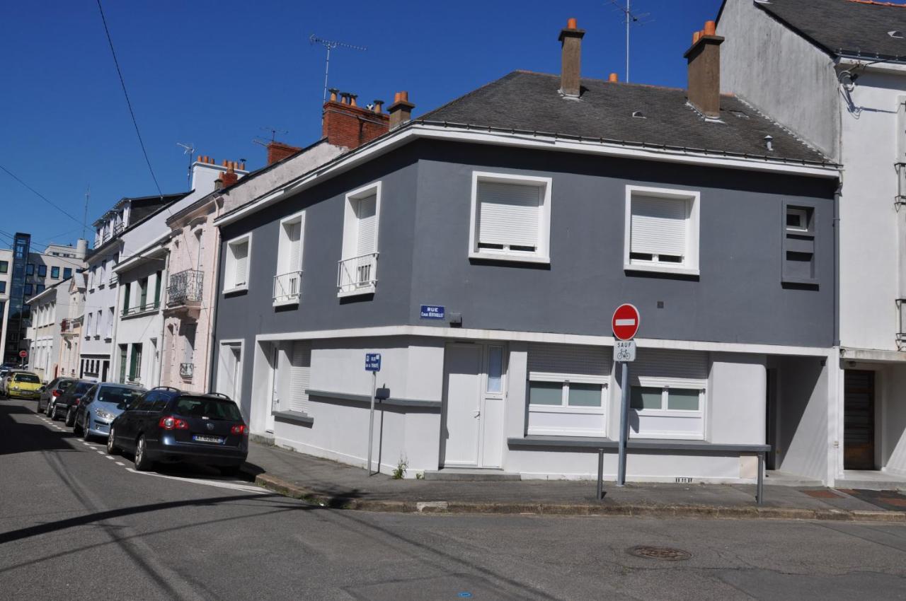 Appartement cosy refait à neuf au coeur de Saint Nazaire à 300m du front de mer Extérieur photo